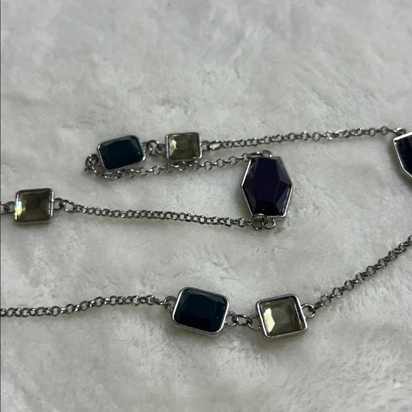 Elegant Multi-Color Gemstone Necklace - Picture 6 of 7